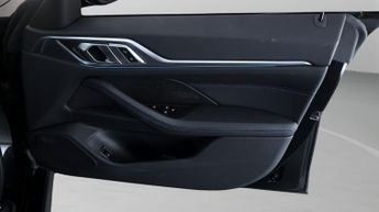 BMW i4 EDRIVE40 M SPORT