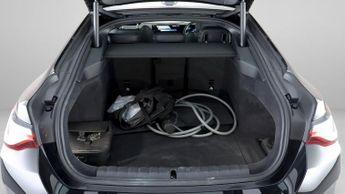 BMW i4 EDRIVE40 M SPORT