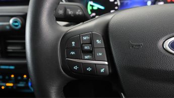 Ford Kuga TITANIUM FIRST EDITION