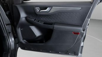 Ford Kuga TITANIUM FIRST EDITION