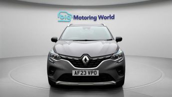Renault Captur TECHNO E-TECH