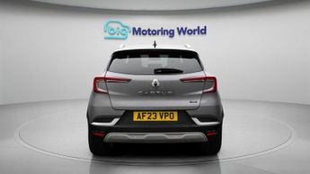 Renault Captur TECHNO E-TECH