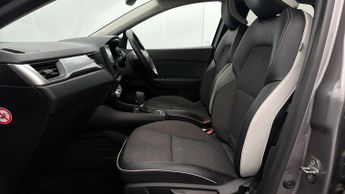 Renault Captur TECHNO E-TECH