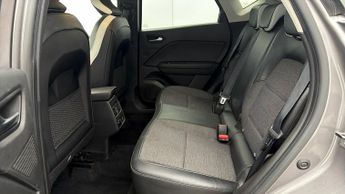 Renault Captur TECHNO E-TECH