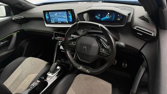 Peugeot E-2008 GT PREMIUM