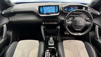 Peugeot E-2008 GT PREMIUM
