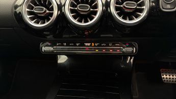 Mercedes-Benz A Class A 180 D AMG LINE EXECUTIVE