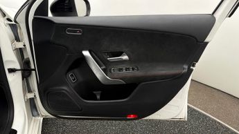 Mercedes-Benz A Class A 180 D AMG LINE EXECUTIVE