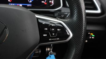 Volkswagen T-Roc R-LINE TSI DSG