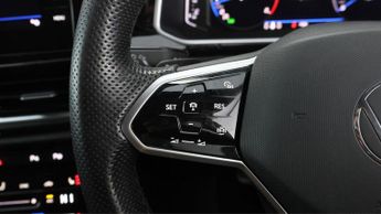 Volkswagen T-Roc R-LINE TSI DSG