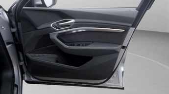 Audi e-tron SPORTBACK QUATTRO S LINE