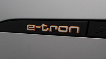 Audi e-tron SPORTBACK QUATTRO S LINE
