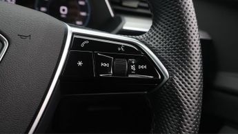 Audi e-tron SPORTBACK QUATTRO S LINE