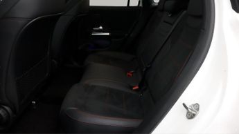 Mercedes-Benz EQA EQA 300 4MATIC AMG LINE PREMIUM