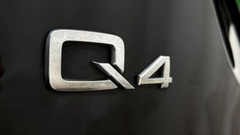 Audi Q4 e-tron SPORTBACK S LINE