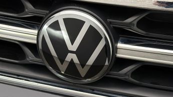 Volkswagen T-Roc R-LINE TSI DSG