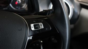 Volkswagen e-up! E-UP