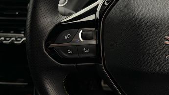 Peugeot E-208 GT PREMIUM