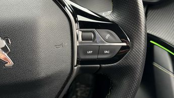 Peugeot E-208 GT PREMIUM