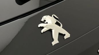 Peugeot E-208 GT PREMIUM