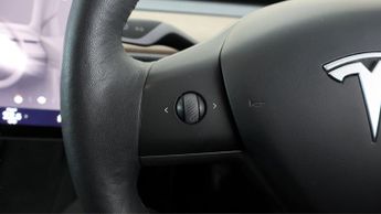 Tesla Model 3 MODEL 3