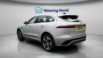 Jaguar F-PACE R-DYNAMIC HSE