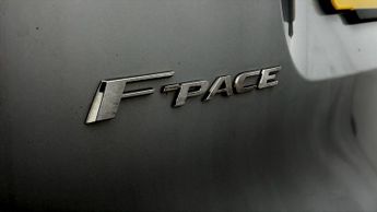 Jaguar F-PACE R-DYNAMIC HSE