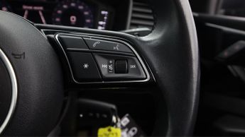 Audi A1 SPORTBACK TFSI TECHNIK