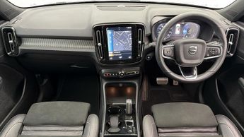 Volvo XC40 RECHARGE T4 R-DESIGN