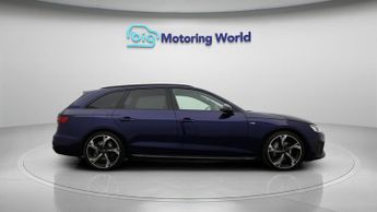 Audi A4 Avant AVANT TFSI S LINE BLACK EDITION
