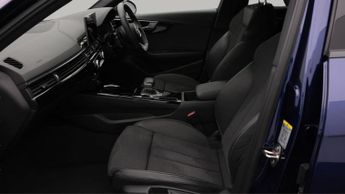 Audi A4 Avant AVANT TFSI S LINE BLACK EDITION