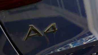 Audi A4 Avant AVANT TFSI S LINE BLACK EDITION