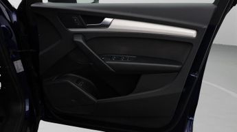 Audi Q5 TFSI E S LINE QUATTRO