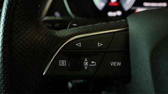 Audi Q5 TFSI E S LINE QUATTRO
