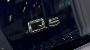 Audi Q5 TFSI E S LINE QUATTRO
