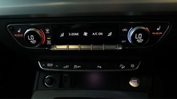 Audi Q5 TFSI E S LINE QUATTRO