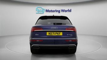 Audi Q5 TFSI E S LINE QUATTRO