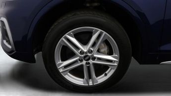 Audi Q5 TFSI E S LINE QUATTRO