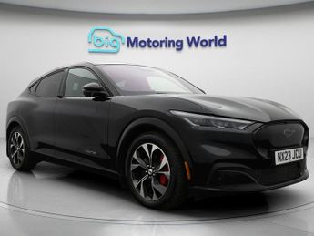 Ford Mustang Mach-E BASE