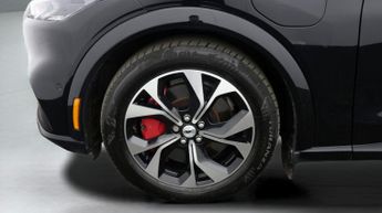 Ford Mustang Mach-E BASE