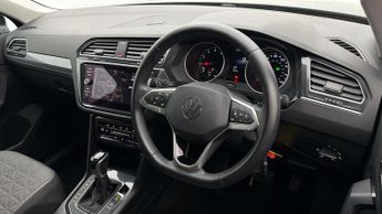 Volkswagen Tiguan LIFE TSI DSG