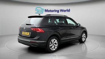 Volkswagen Tiguan LIFE TSI DSG