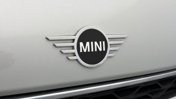 MINI Countryman COOPER S E ALL4 CLASSIC