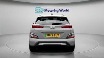 Hyundai KONA PREMIUM