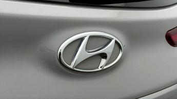 Hyundai KONA PREMIUM