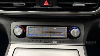 Hyundai KONA PREMIUM