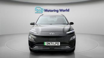 Hyundai KONA PREMIUM