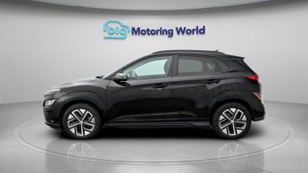 Hyundai KONA PREMIUM
