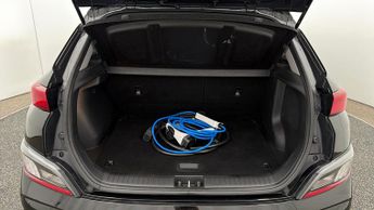 Hyundai KONA PREMIUM