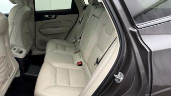Volvo XC60 RECHARGE T6 PLUS AWD